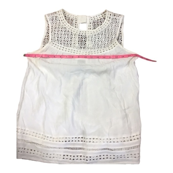 Market & Spruce White Lace Partial Open Back Sleeveless Top Size Medium - Picture 6 of 9